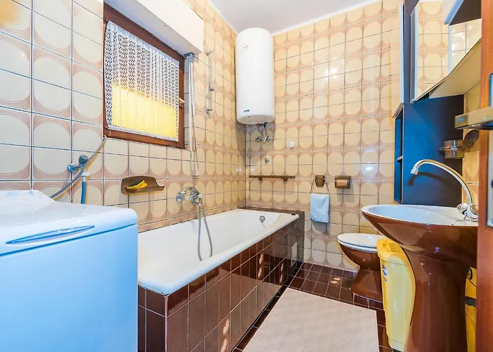 شقة 2 Bedroom Gorgeous In Tribunj *